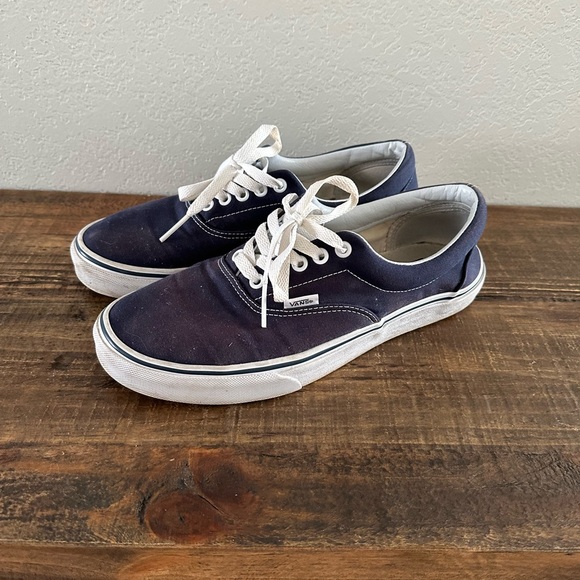 Vans - Picture 2 of 3